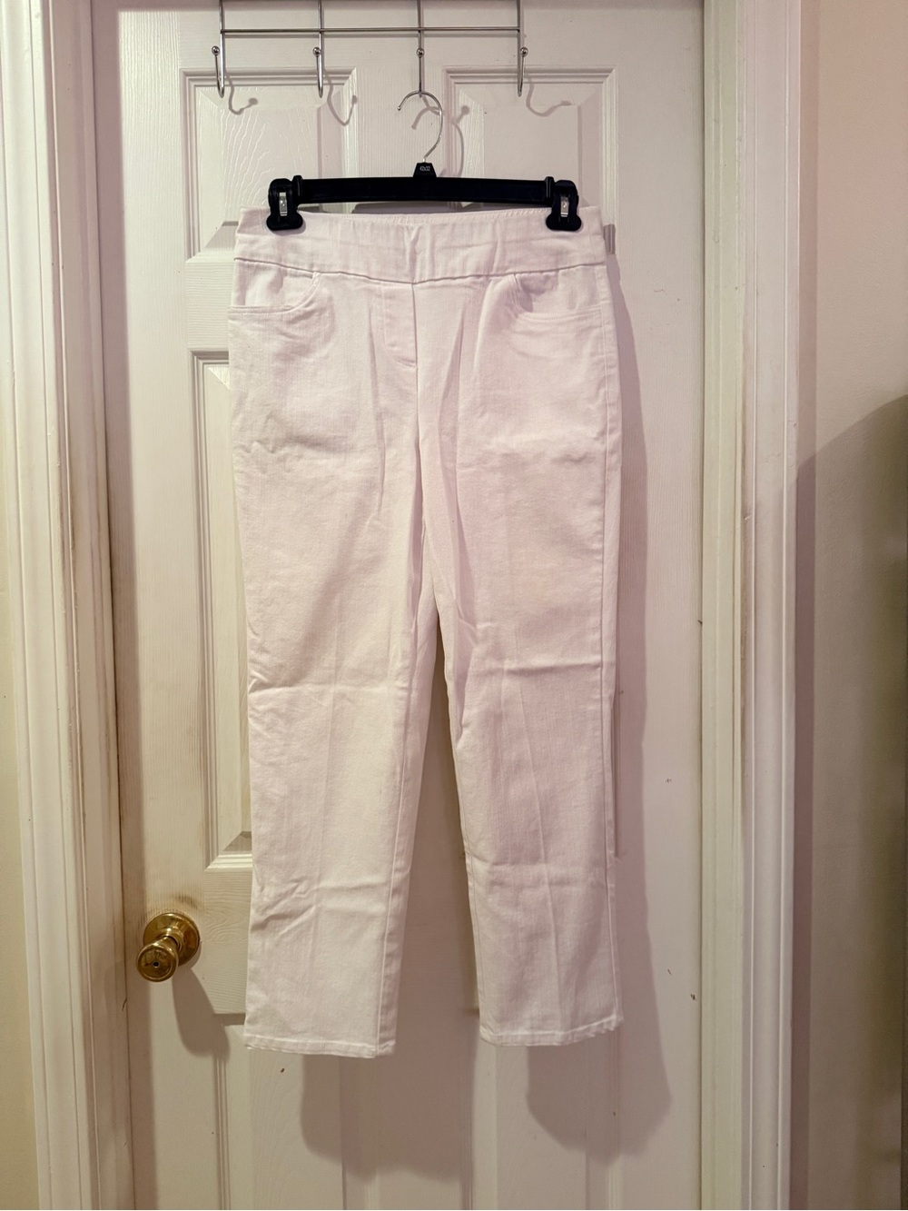 Alfred Dunner Women's White Pull-On Straight-Leg Pants